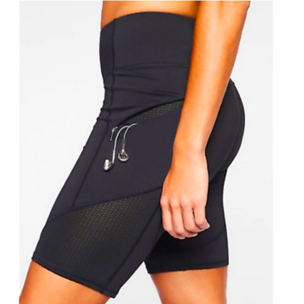 NWT Athleta Contender 9" Short Bike Zip Black Extra Small